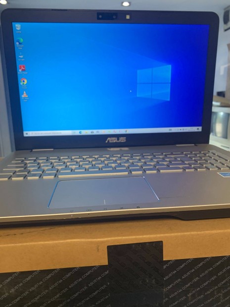 Asus laptop jtkra is: i7, 16GB RAM, 256GB SSD,Nvidia 845M,Full HD,