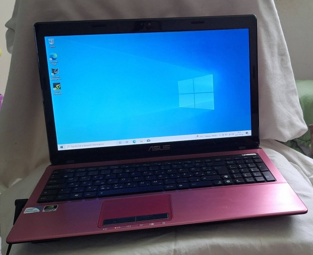 Asus laptop pink szinu