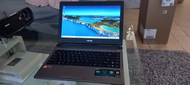 Asus laptop tltjvel kis hibval