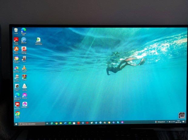 Asus monitor 27" megkmlt llapotban