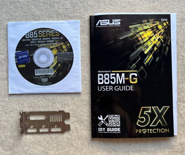 Asus motherboard B85M-G alaplaphoz kziknyv + CD-ROM