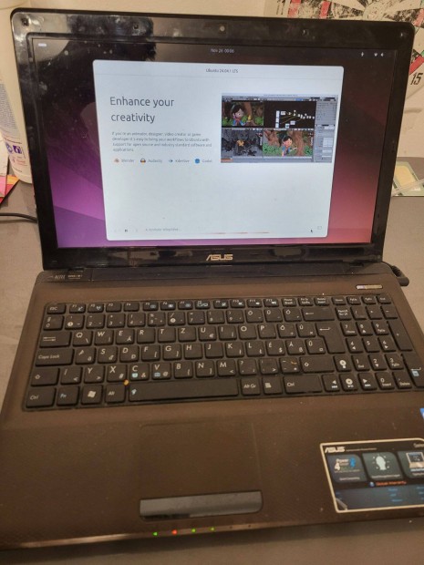 Asus notebook 15col I5 3G RAM 330G HDD