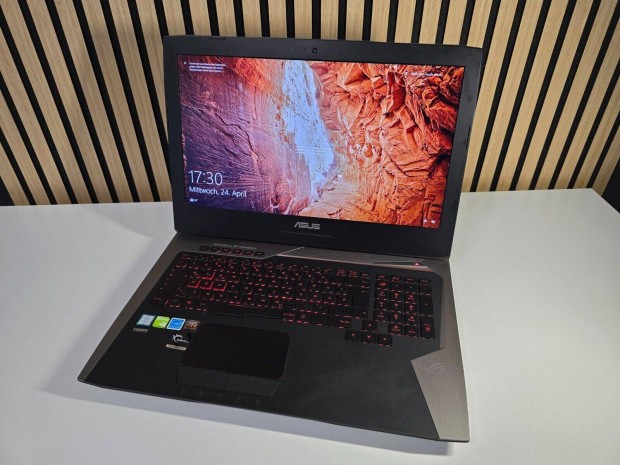 Asus rog gaing laptop elad Geforce Gtx 980M 8GB 512GB SSD