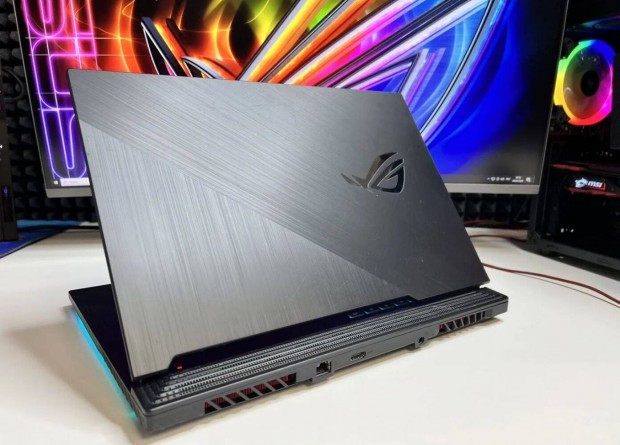 Asus rog gamer laptop elad 120Hz-es Gtx 1660Ti 6 GB 16 GB DDR4