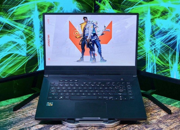 Asus rog gaming laptop eladó 15,6 col 120Hz-es 6 magos és 12 szálas