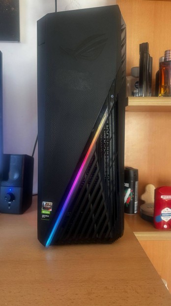 Asus rog pc elad