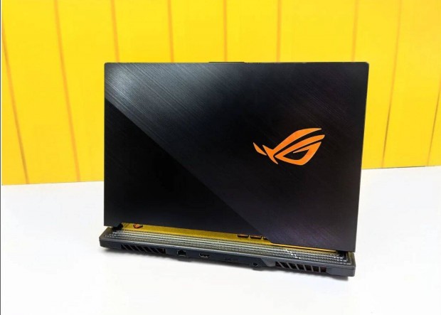 Asus rog strix laptop elad! Intel Core i5-9300H Gtx 1660 Ti 6 GB