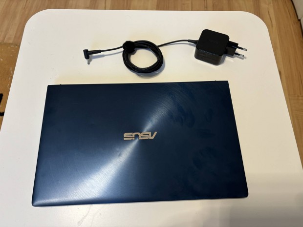 Asus zenbook 14 coll i5 8gb 512ssd laptop