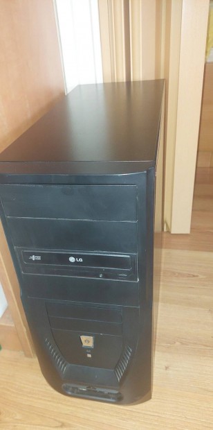 Asztali PC alkatrésznek vagy felújításra!