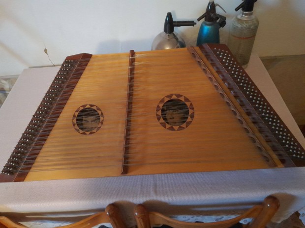 Asztali cimbalom elad