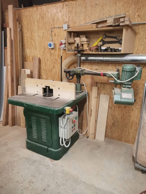 Asztali margp eltolval