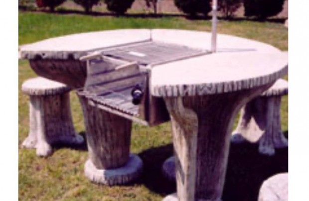 Asztalos kerti grill