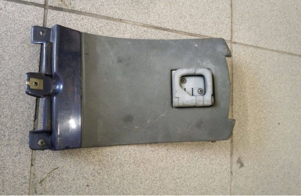 Atala Byte ülés alatti idom