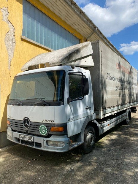 Atego 817 Mercedes-Benz