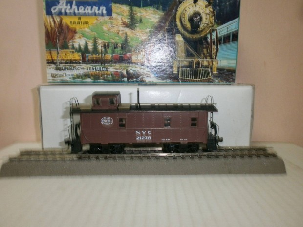 Athearn 1268 - New York Central - Usa caboose - H0