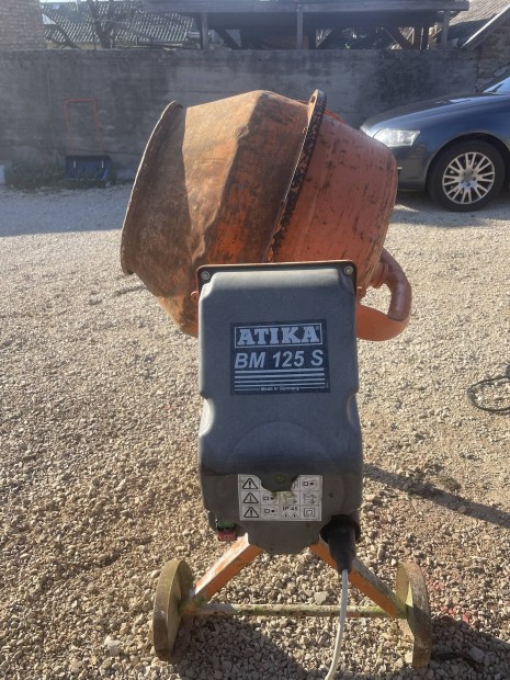 Atika 125 betonkever 220v