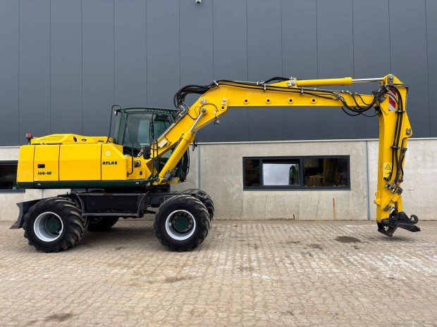 Atlas 160W / 9759 üzemóra / Lízing 20%-tól