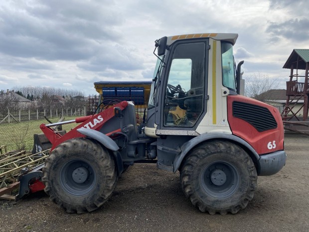 Atlas AR65 homplokrakodó
