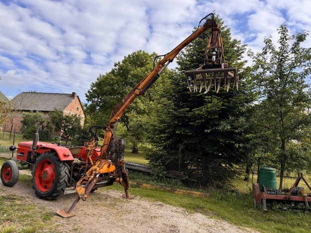 Atlas függesztett trágya és földrakó gép
