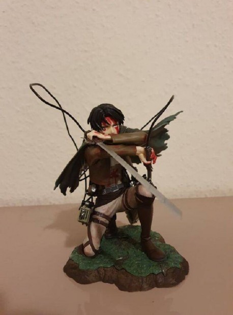 Attack On Titan AOT Levi Ackerman figura 18 cm j Kszleten szmlval