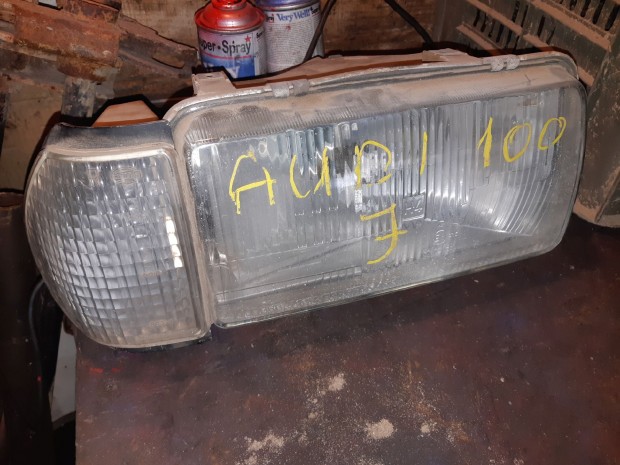 Audi 100 C2 76-82 Jobb Els� L�mpa + Index