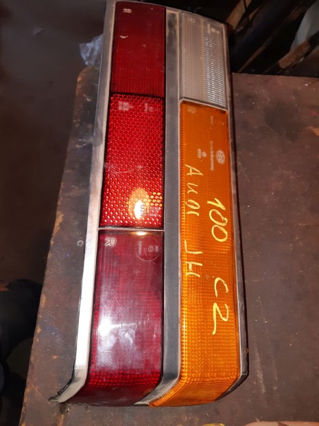 Audi 100 C2 76-82 Jobb H�ts� L�mpab�ra