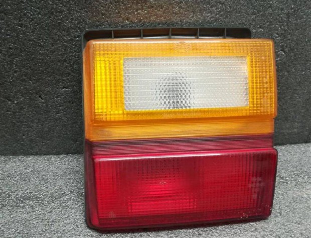 Audi 100 h�ts�l�mpa jobb (4) bels� 1982 -> 1990 �jszer�