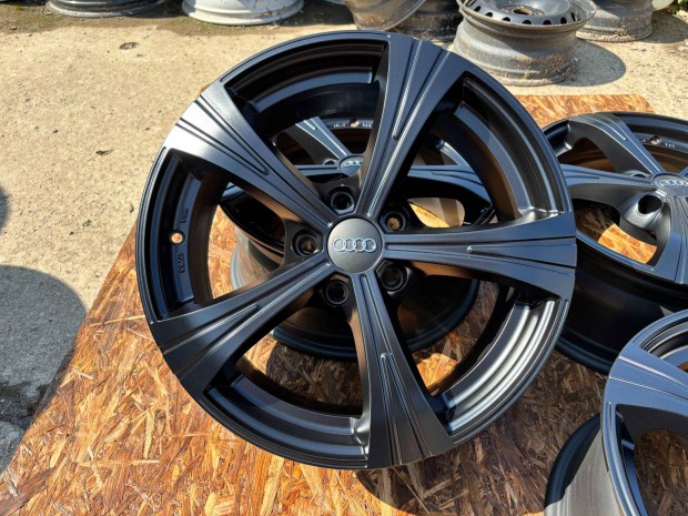 Audi 17" 5x112 ekete alufelni eladó 17 coll A4 A6 Q3 Q5