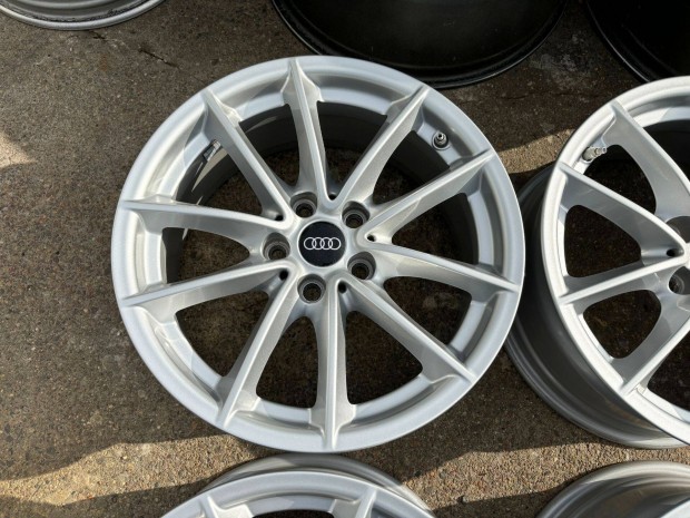 Audi 17" 5x112 konkv alufelni elad 17 coll A4 A5 A6