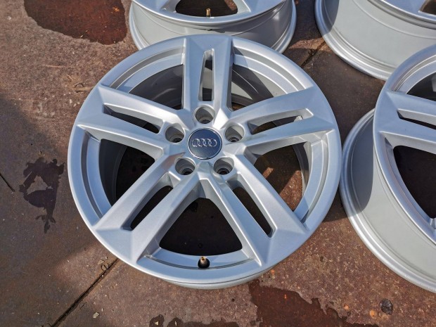 Audi 17" A4 B9 gyári alufelni eladó 17 coll A3 A6