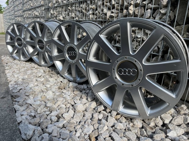 Audi 17" S line 5x112