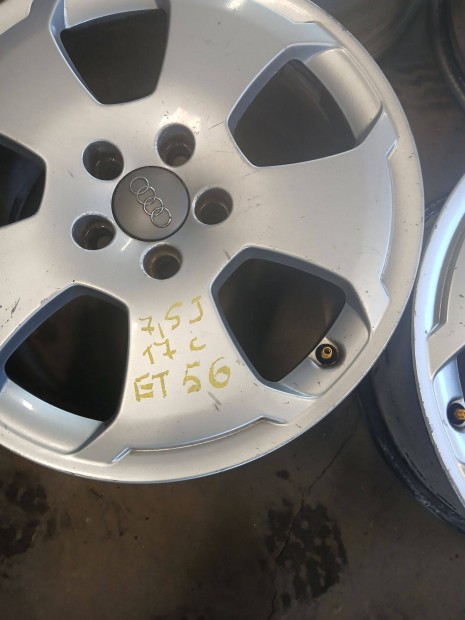 Audi 17col felnik eladk