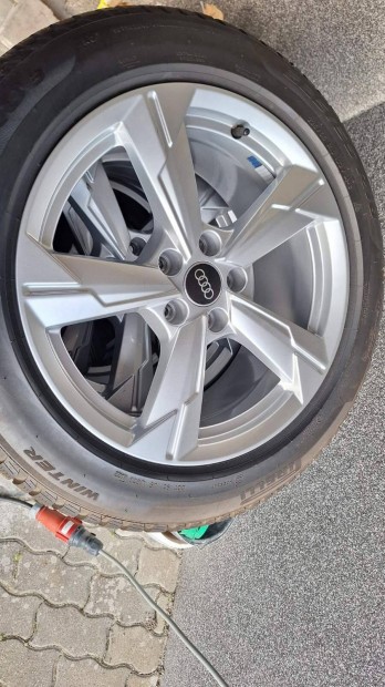 Audi 18-as alufelni, kerk garnitra tli gumival 5X112 225/55 R18