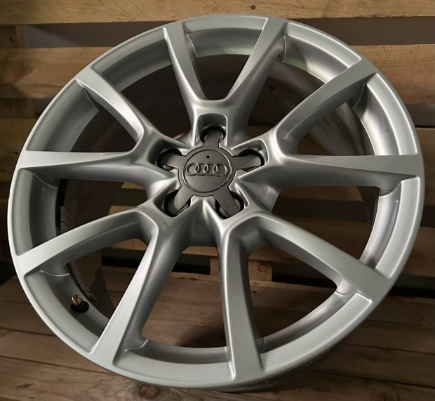 Audi 18as gyári alufelni 5x112 A4 A6 TT Q3 Q5