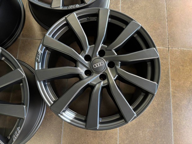 Audi 19" 5x112 fekete alufelni eladó 19 coll A5 A6 A7 A8 Q5