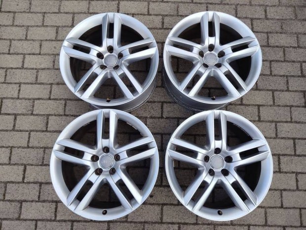 Audi 19 colos gyári alufelni garnitúra, szép, javításmentes állapotban