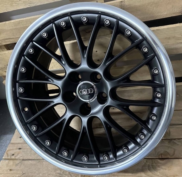 Audi 19es gyári alufelni 5x112 A4 A5 A6 A7 Q5 Q7