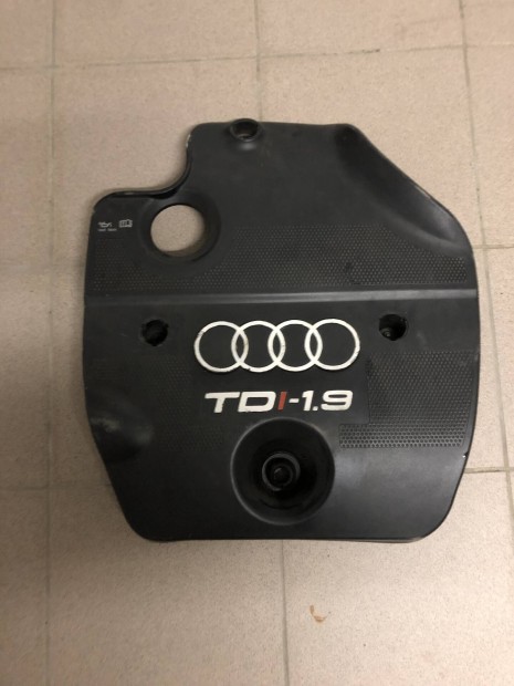 Audi 1.9 TDI fels motorburkolat