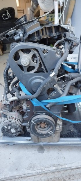 Audi 2,0 TFSI motor elad