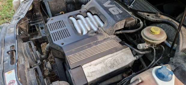 Audi 2.6 V6 Motor 