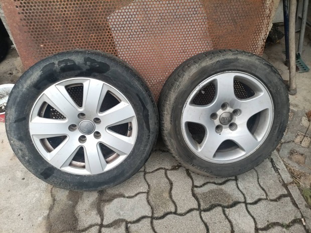 Audi 2 garnitra 16"-os felnik 