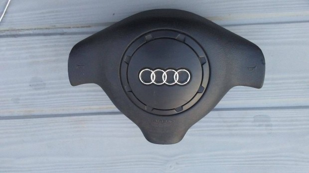 Audi 3 k�ll�s b�rkorm�ny l�gzs�k sportkorm�ny korm�nyl�gzs�k