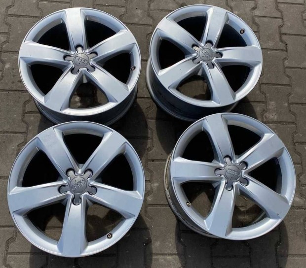 Audi 4G 18" gy�ri alufelnik
