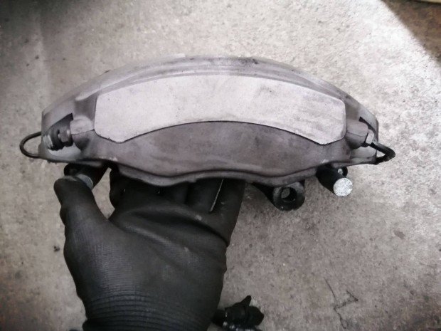 Audi 4 dugatty�s f�knyergek f�k A4 B6 B7 B8 A6 4F 4B Allroad