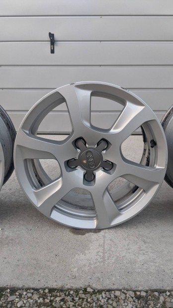 Audi 5*112 R16 gyri felni