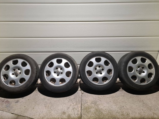 Audi 5x112 16" alufelni