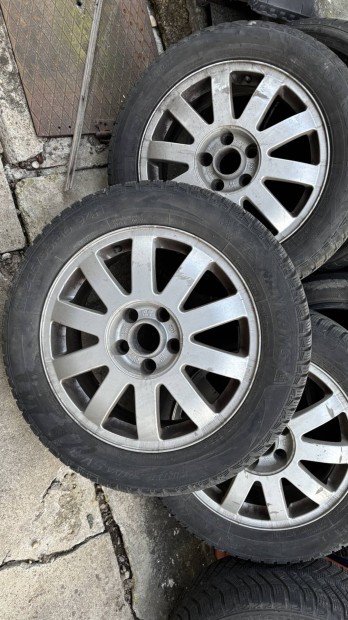 Audi 5x112 16" alufelnik 205/55R16 téli gumikkal