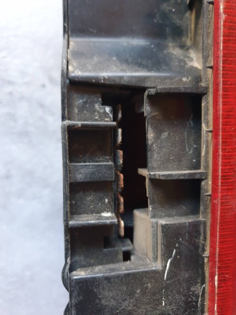 Audi 80 B1 h�ts� l�mpa