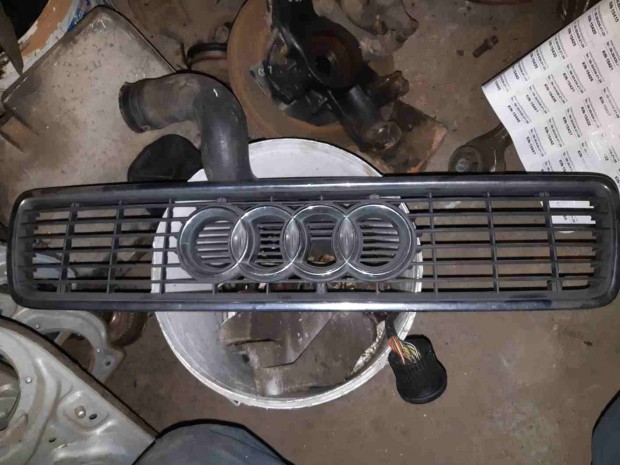 Audi 80 B4 92-95 Hűtőrács