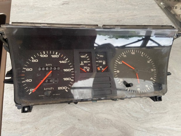 Audi 80 b2 1.6 td óracsoport (86)